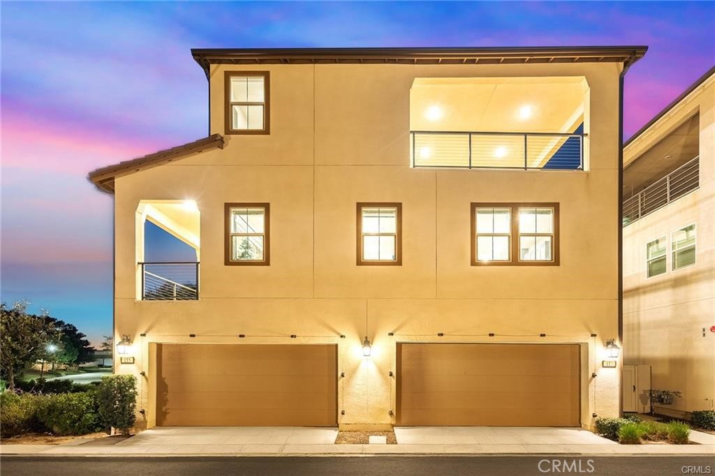 115 Frame, Irvine CA 92618 - photo 2