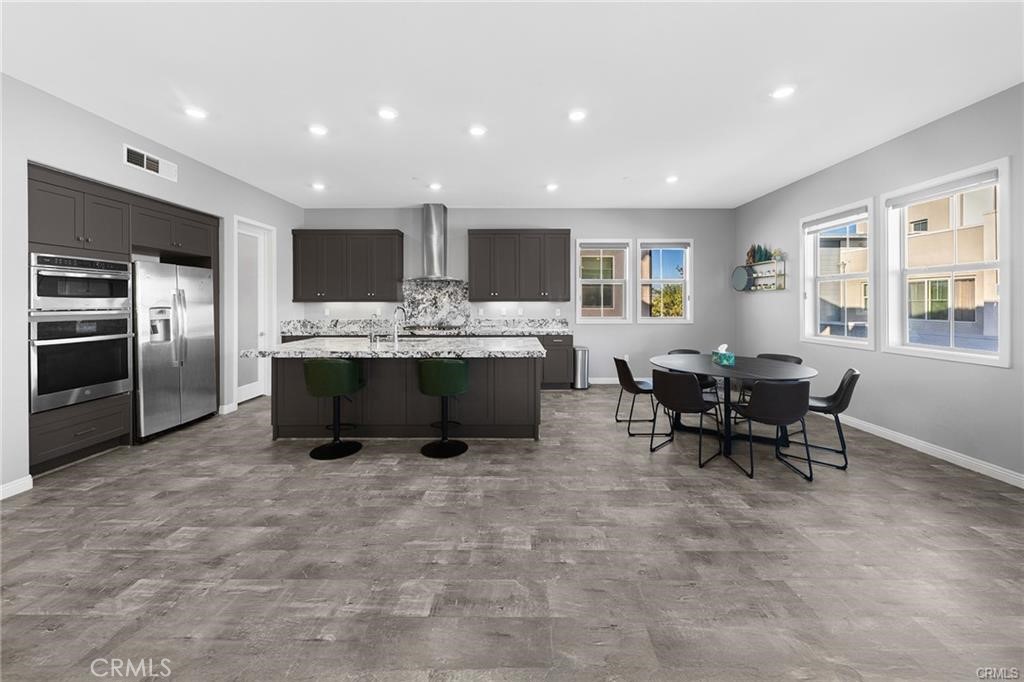 115 Frame, Irvine CA 92618 - photo 8