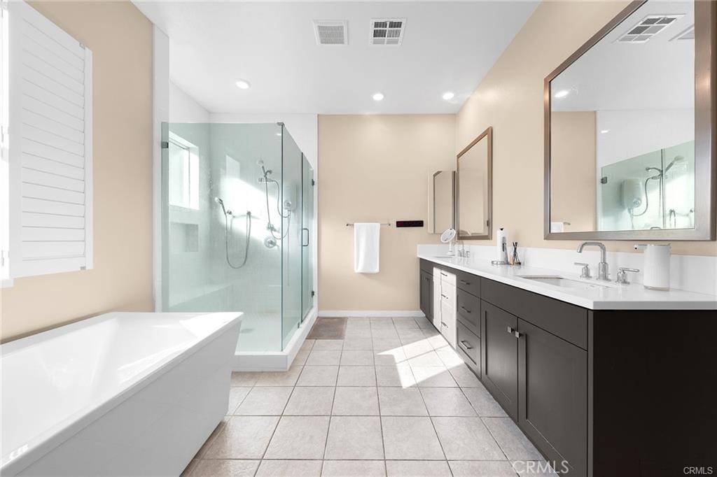 115 Frame, Irvine CA 92618 - photo 20