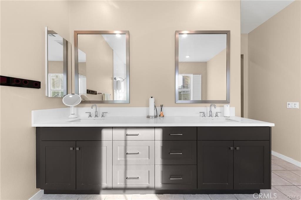 115 Frame, Irvine CA 92618 - photo 22