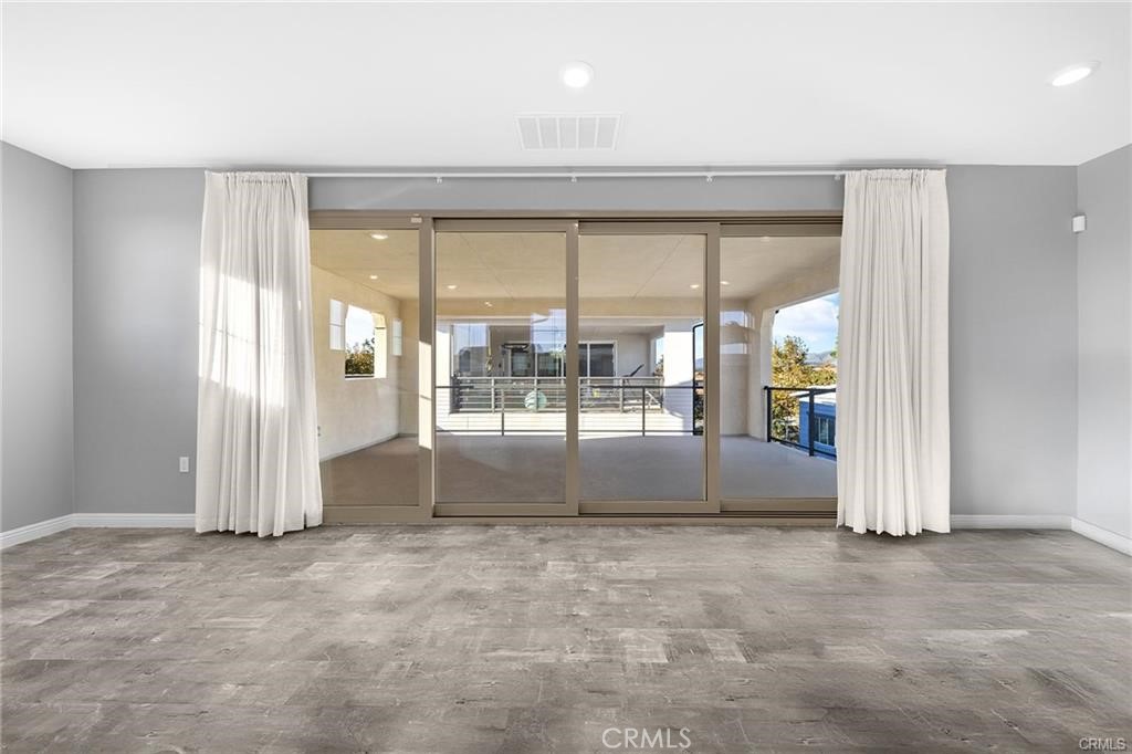 115 Frame, Irvine CA 92618 - photo 35