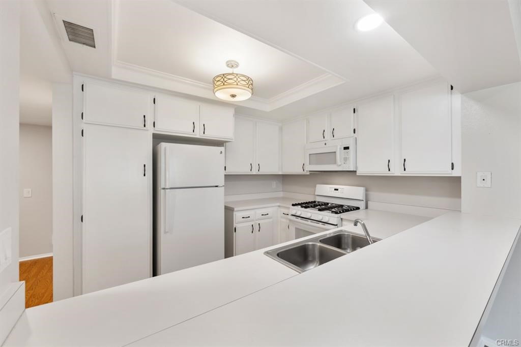 115 Greenfield, Irvine CA 92614 - photo 17