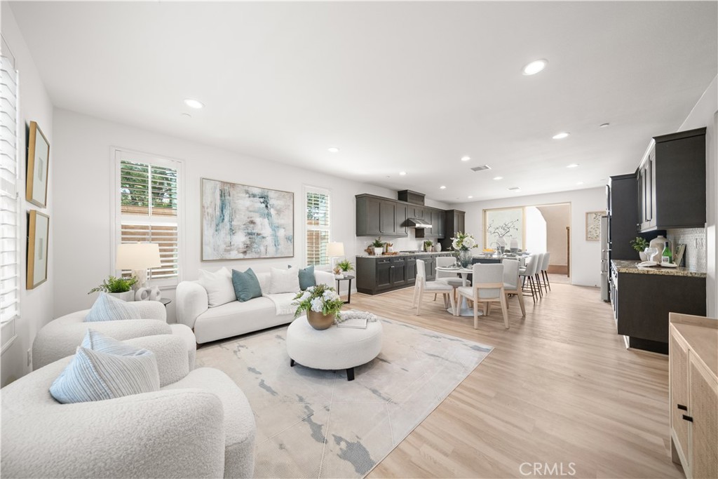 115 Hollow Tree, Irvine CA 92618 - photo 3