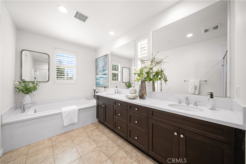 115 Hollow Tree, Irvine CA 92618 - photo 18