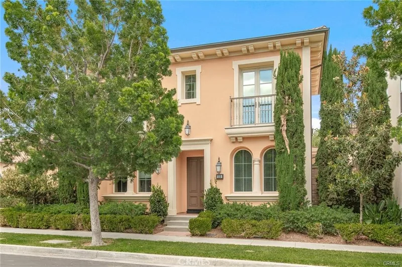 115 Mustang, Irvine