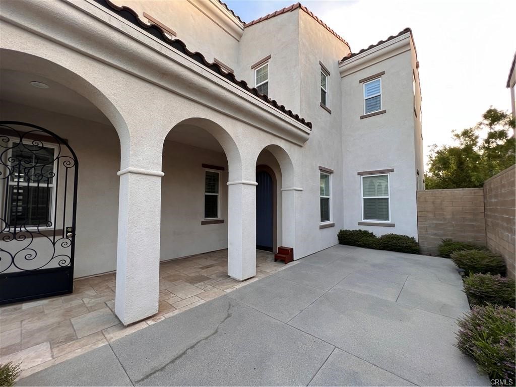 115 Thatch, Irvine CA 92618 - photo 2