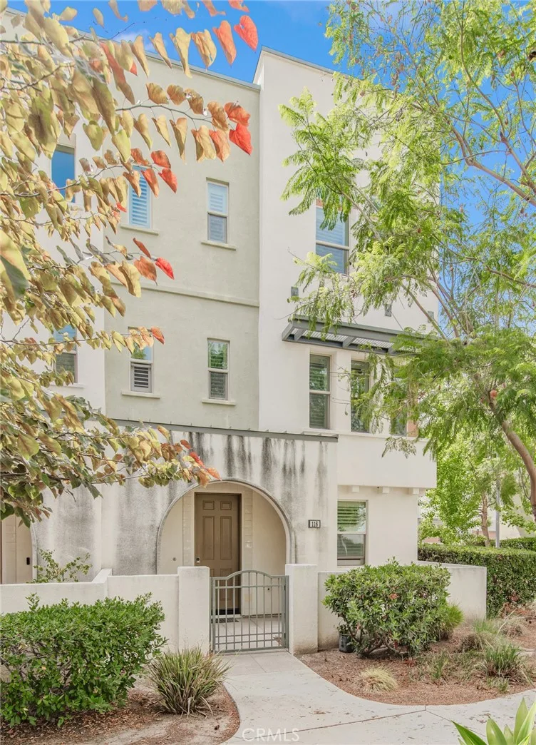116 Acamar, Irvine, CA 92618