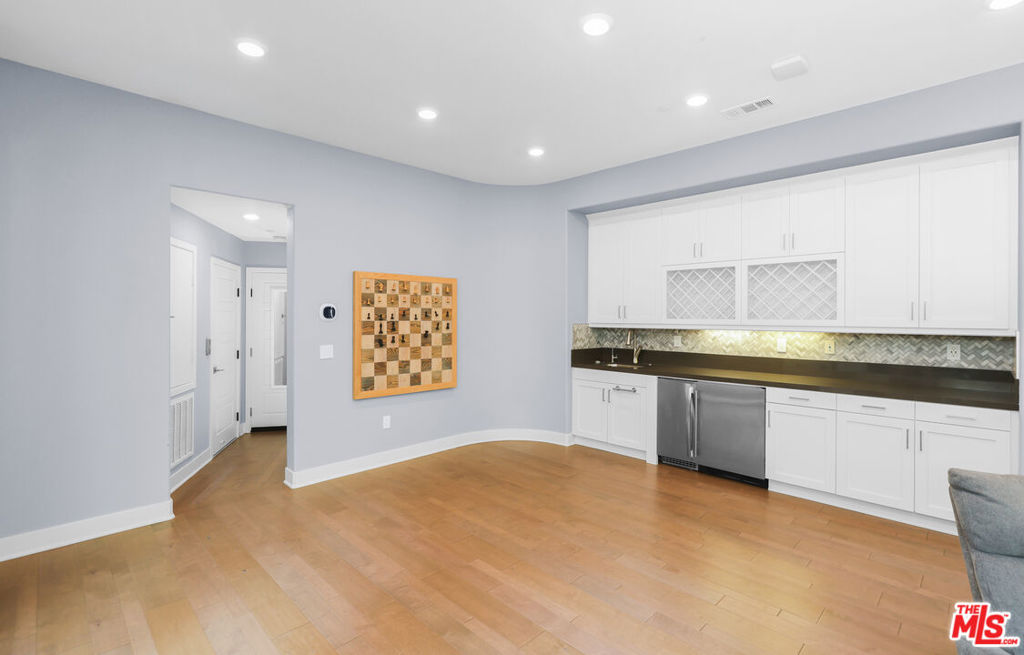 116 Catalyst, Irvine CA 92618 - photo 17