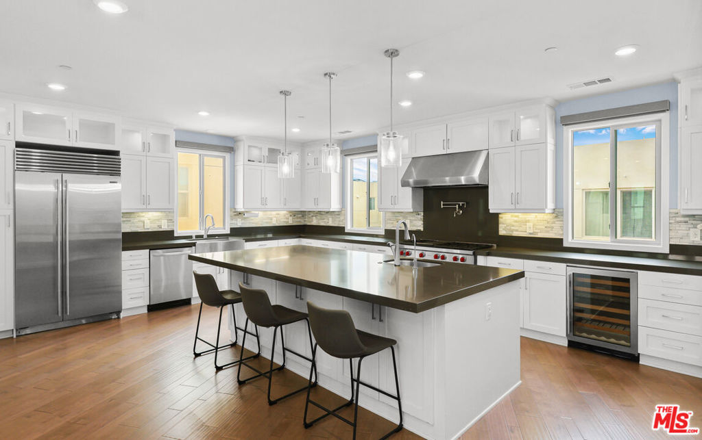 116 Catalyst, Irvine CA 92618 - photo 23