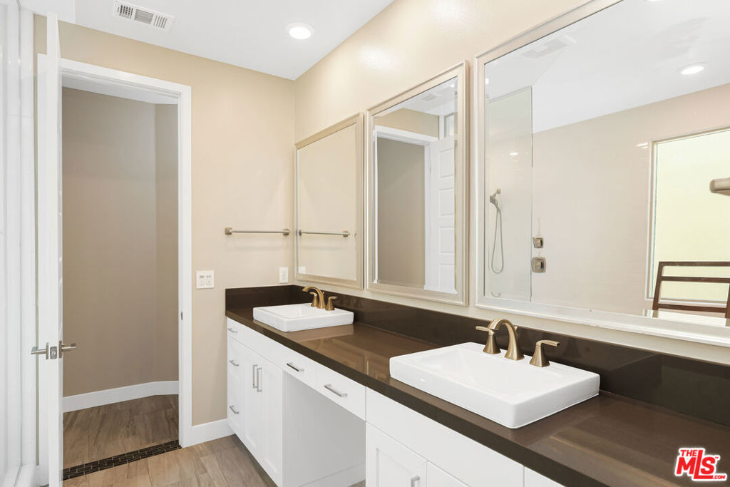 116 Catalyst, Irvine CA 92618 - photo 46
