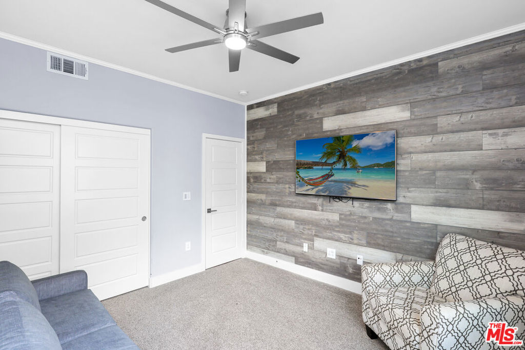 116 Catalyst, Irvine CA 92618 - photo 52