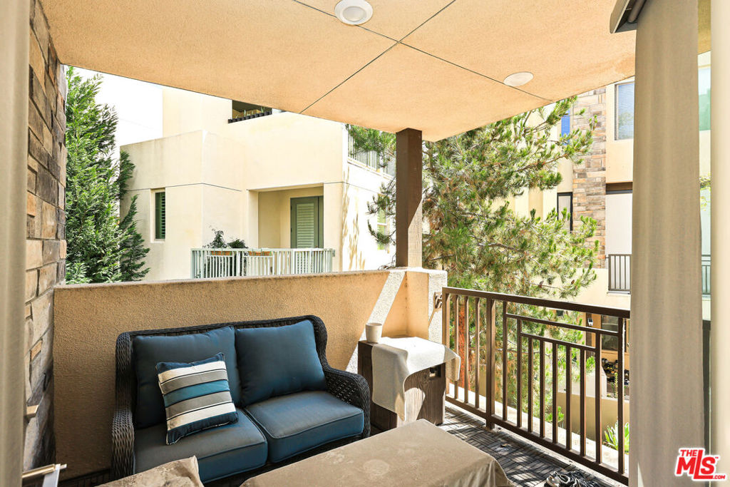 116 Catalyst, Irvine CA 92618 - photo 59