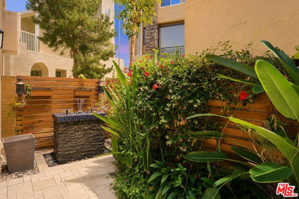 116 Catalyst, Irvine CA 92618 - photo 64