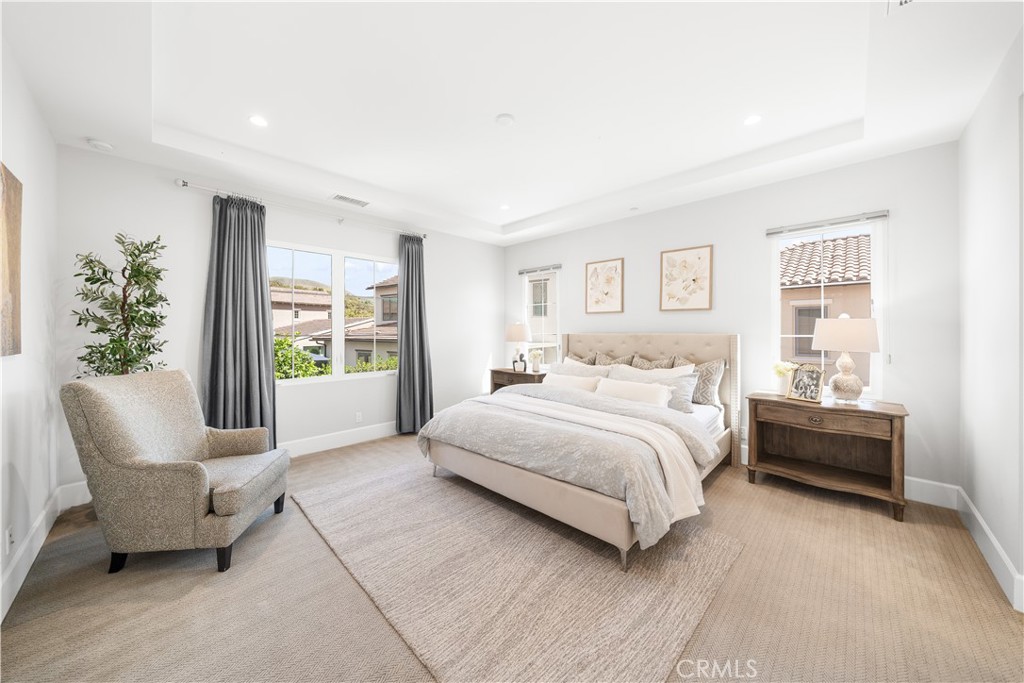 117 Donati, Irvine CA 92602 - photo 2
