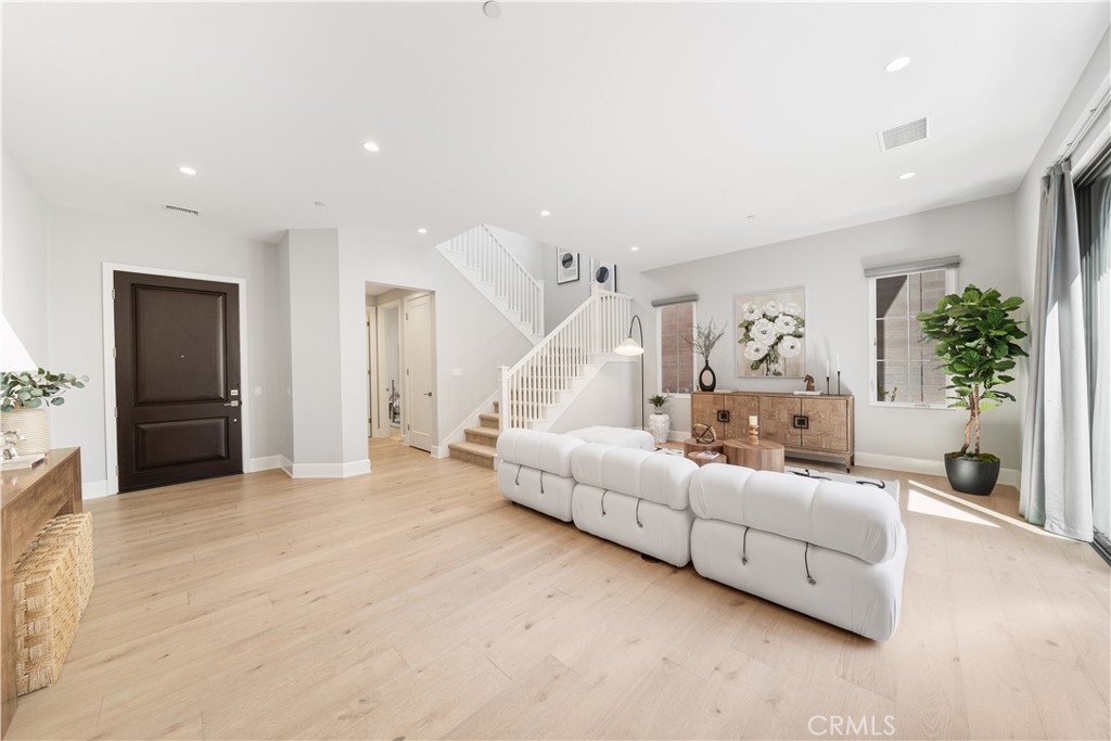 117 Donati, Irvine CA 92602 - photo 6