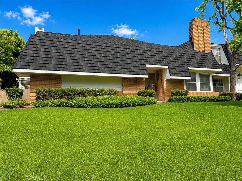 117 E Yale 24, Irvine CA 92604 - photo 1