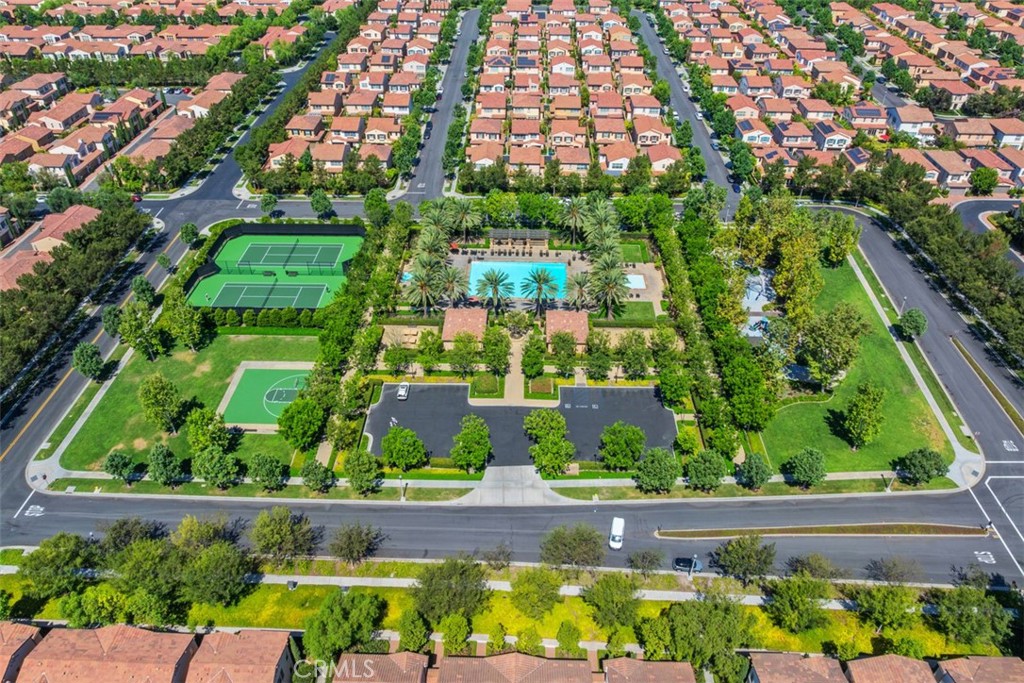 Aerial view of Stonegate amenities nearby. - 117 Gemstone, Irvine CA 92620 - photo 35