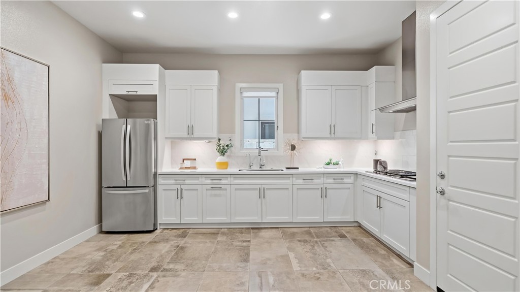 117 Interstellar, Irvine CA 92618 - photo 24