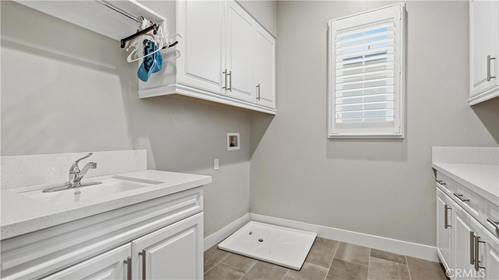 117 Interstellar, Irvine CA 92618 - photo 49