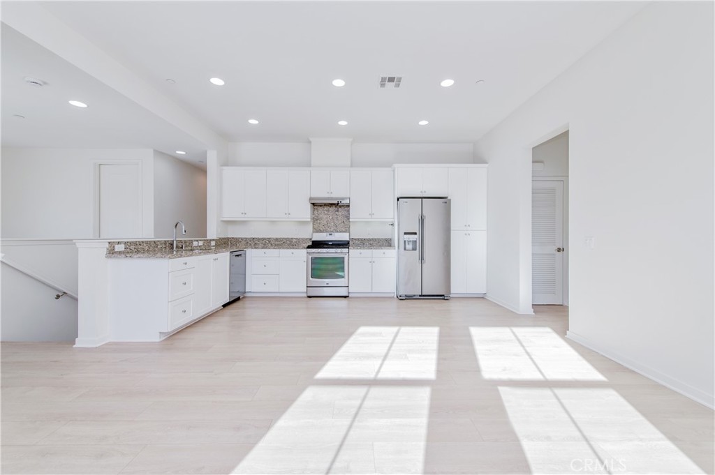 118 Borrego, Irvine CA 92618 - photo 7