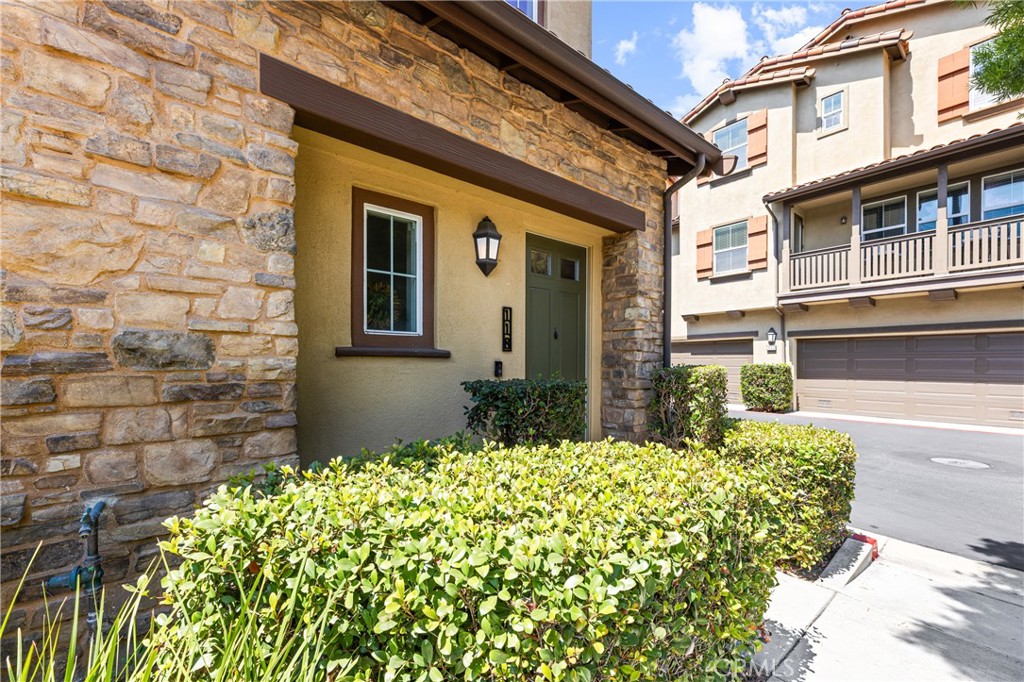 118 Coral Rose, Irvine CA 92603 - photo 3