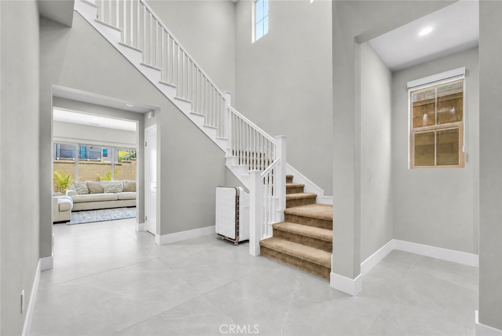 118 Eversedge, Irvine CA 92618 - photo 4