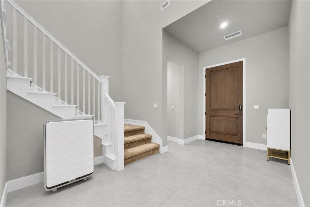118 Eversedge, Irvine CA 92618 - photo 5
