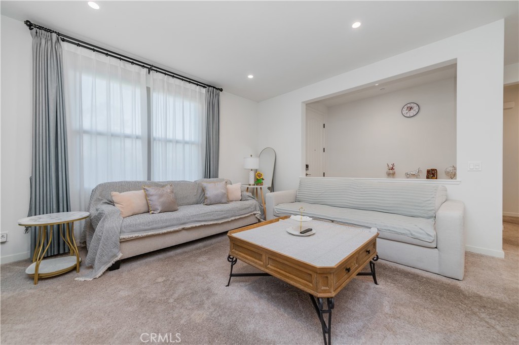 118 Newburry, Irvine CA 92618 - photo 7