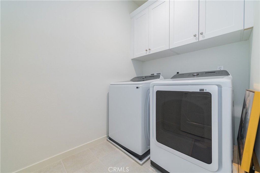 118 Newburry, Irvine CA 92618 - photo 25