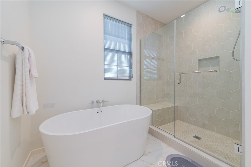 118 Newburry, Irvine CA 92618 - photo 33