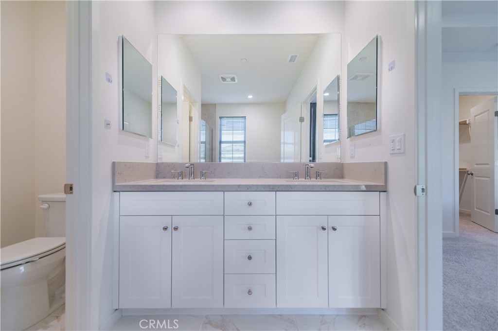118 Newburry, Irvine CA 92618 - photo 34