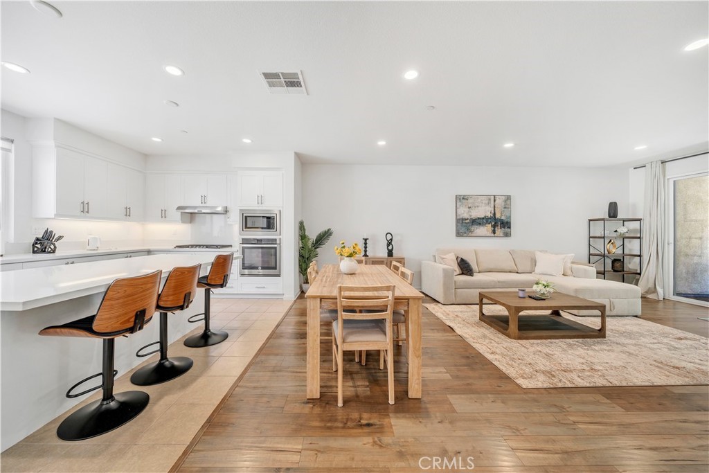 118 Terrapin, Irvine CA 92618 - photo 3