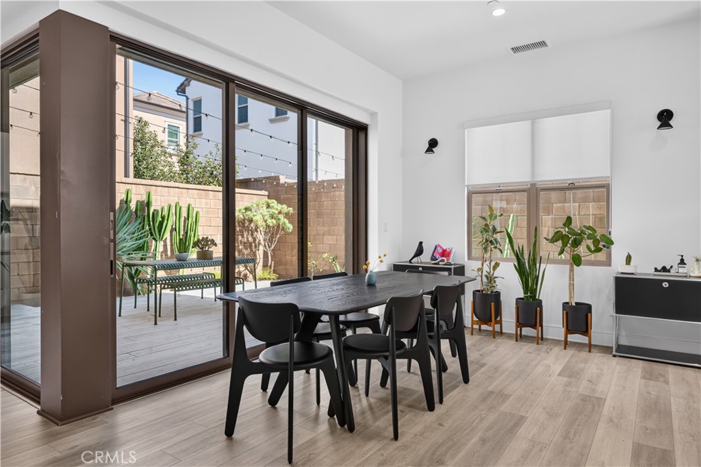 Dining Area - 118 Yellow Iris, Irvine CA 92618 - photo 5