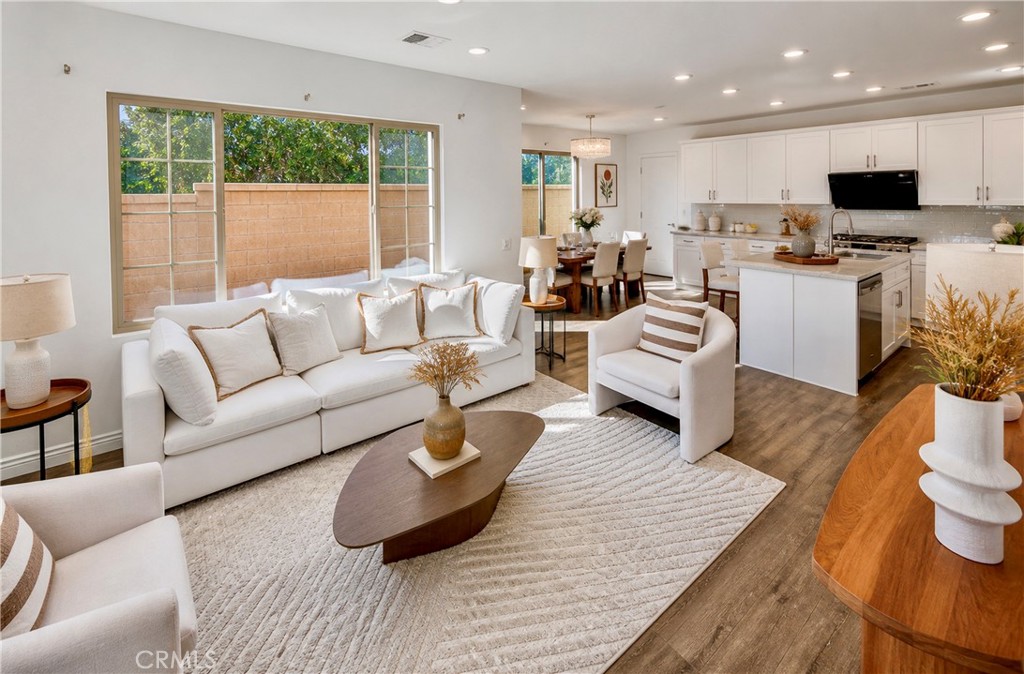 119 Excursion, Irvine CA 92618 - photo 2