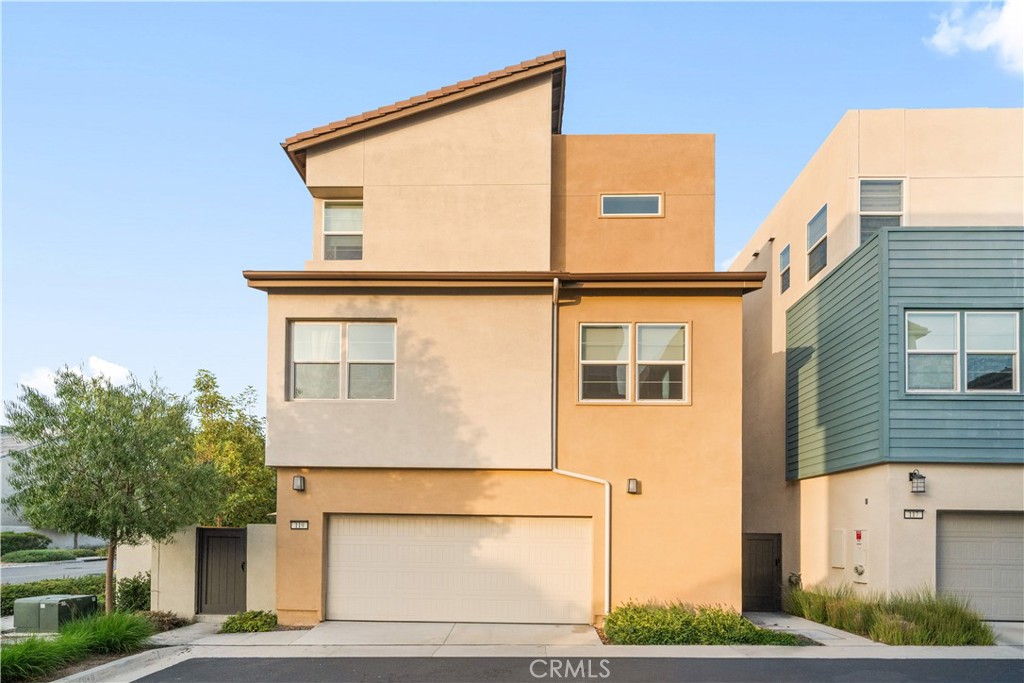 119 Glance, Irvine CA 92618 - photo 1