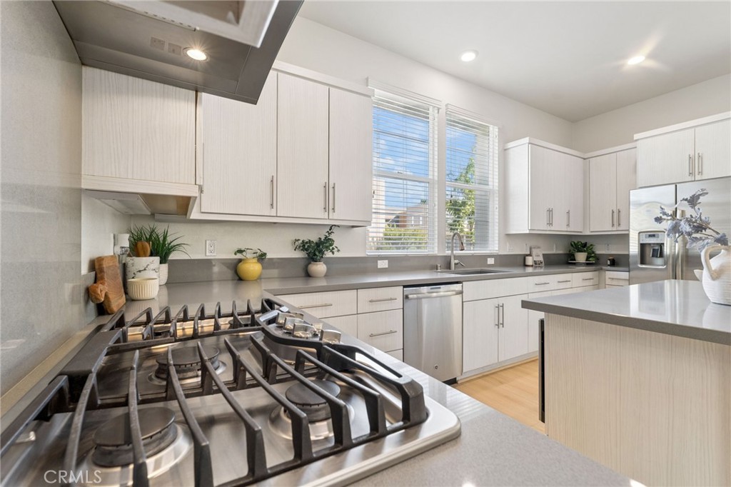 119 Newall, Irvine CA 92618 - photo 19