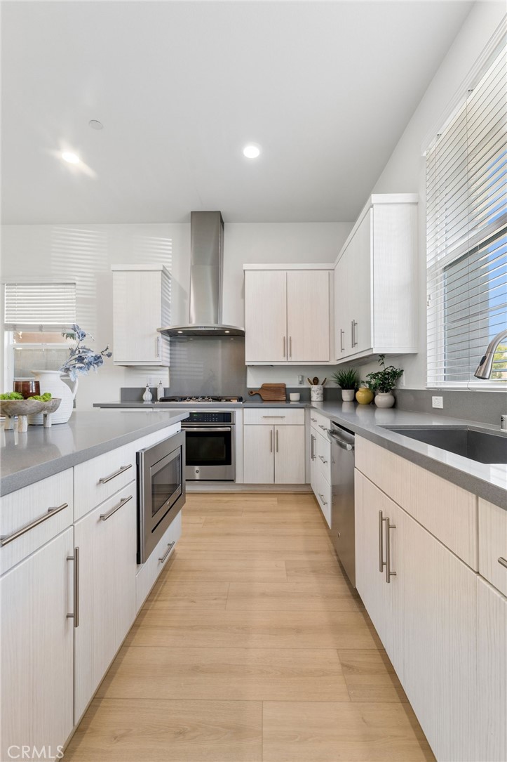 119 Newall, Irvine CA 92618 - photo 27