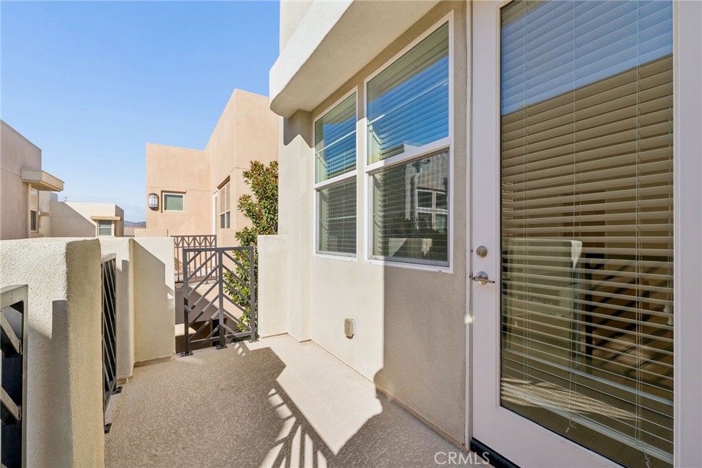 119 Newall, Irvine CA 92618 - photo 40