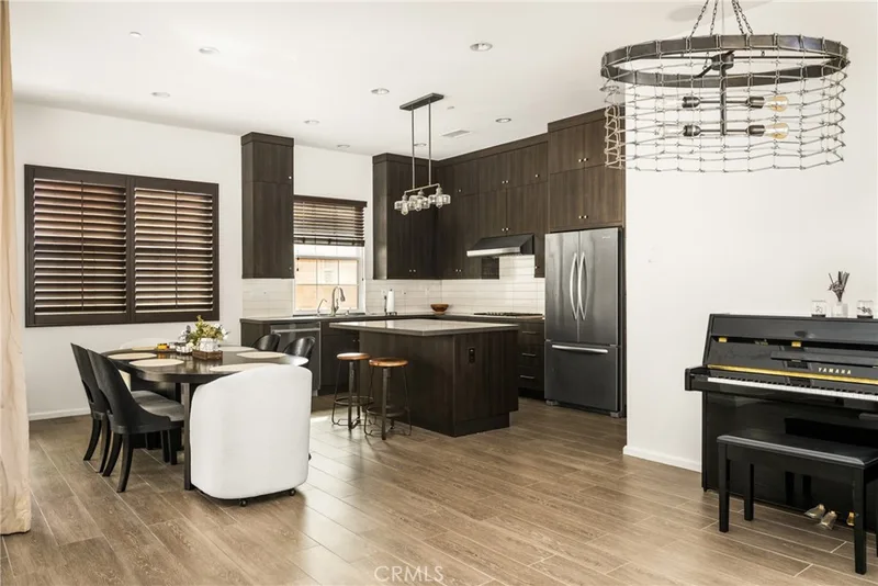 119 Strawberry, Irvine, CA 92620