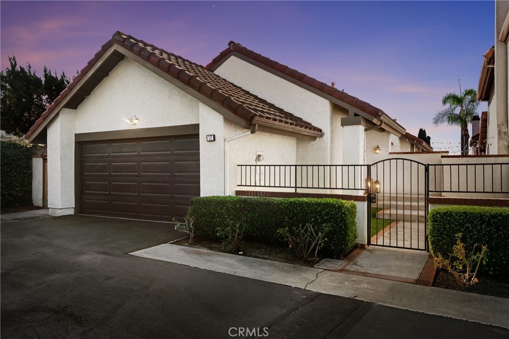 12 Filare, Irvine CA 92620 - photo 1