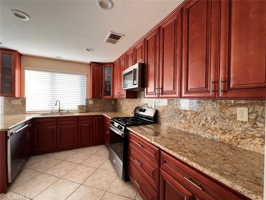 12 Granada, Irvine CA 92602 - photo 9