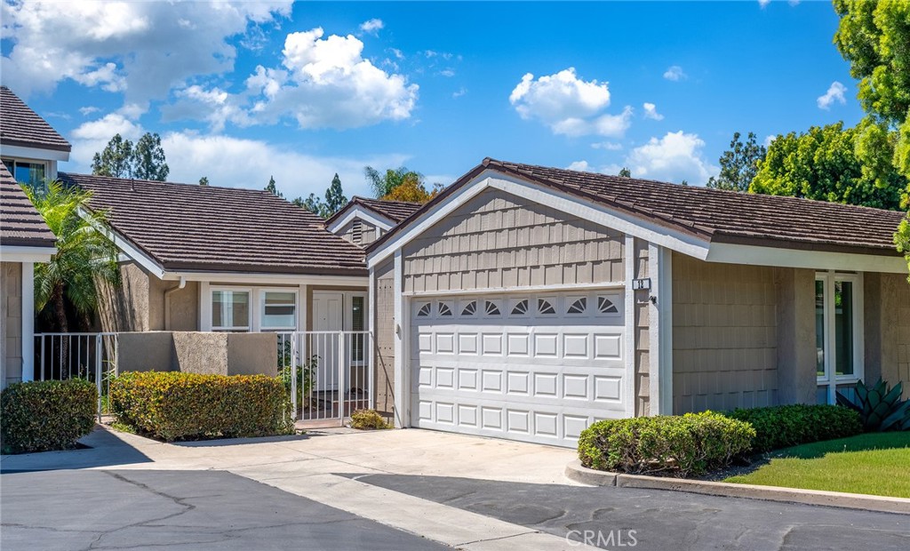 12 Primrose, Irvine CA 92604 - photo 2