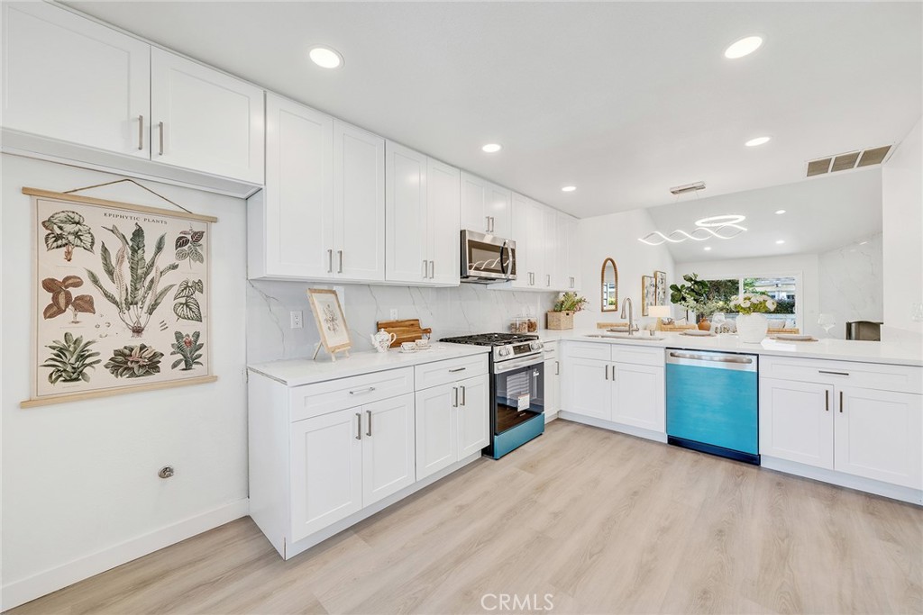 12 Primrose, Irvine CA 92604 - photo 10