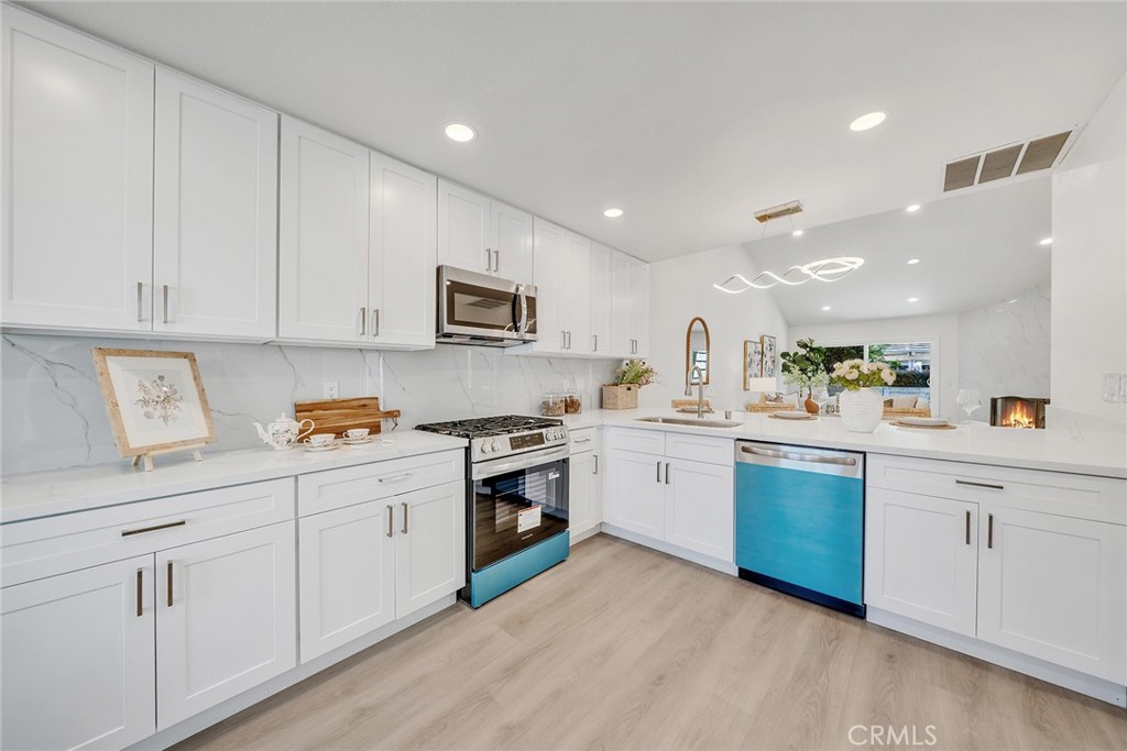 12 Primrose, Irvine CA 92604 - photo 13