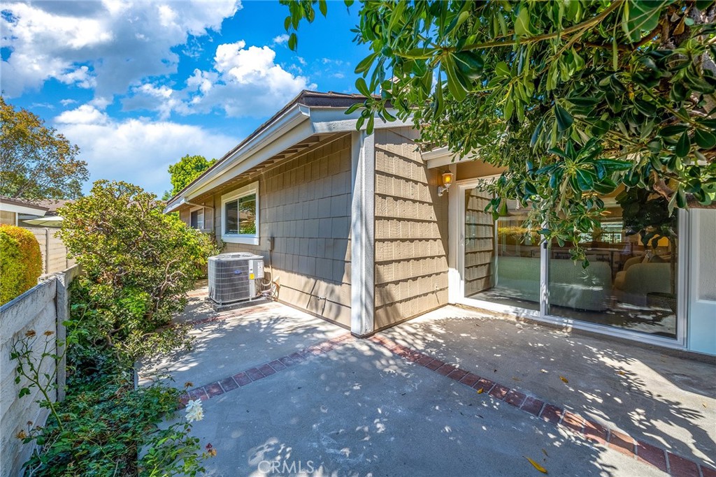 12 Primrose, Irvine CA 92604 - photo 52
