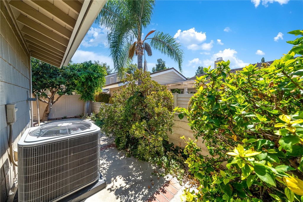 12 Primrose, Irvine CA 92604 - photo 53