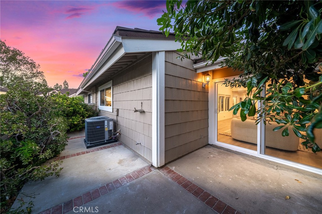 12 Primrose, Irvine CA 92604 - photo 58