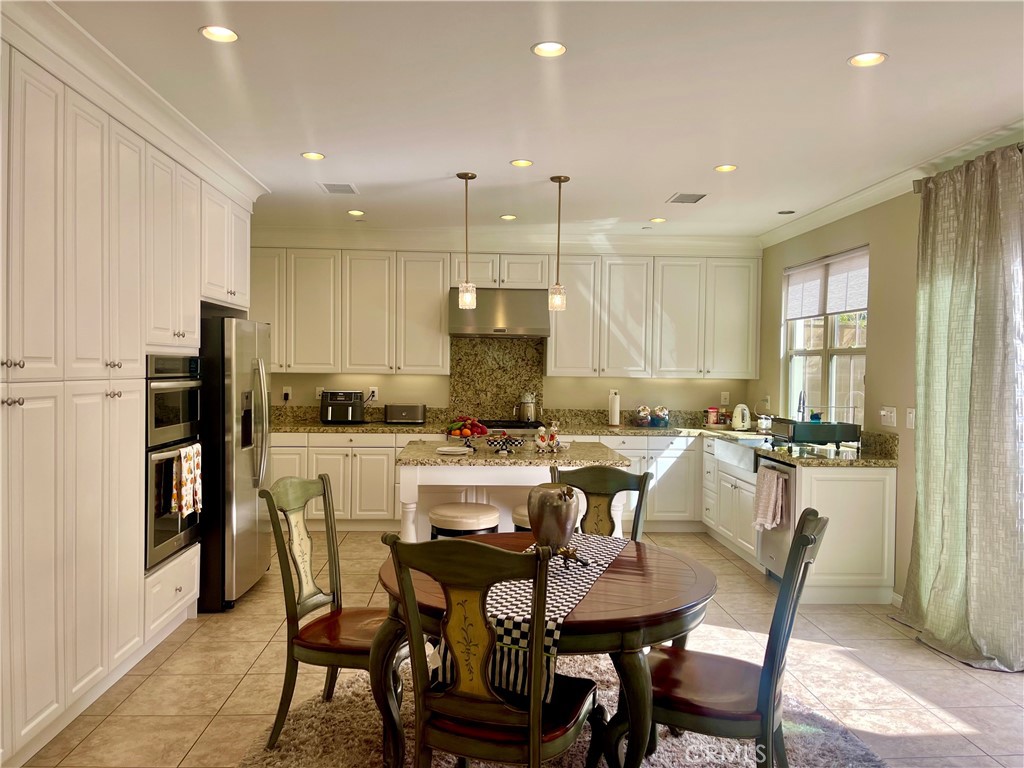 120 Beechmont, Irvine CA 92620 - photo 5