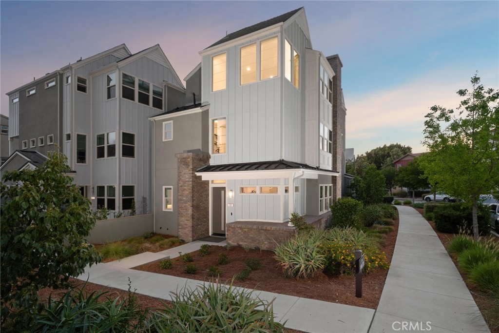 120 Frame, Irvine CA 92618 - photo 1