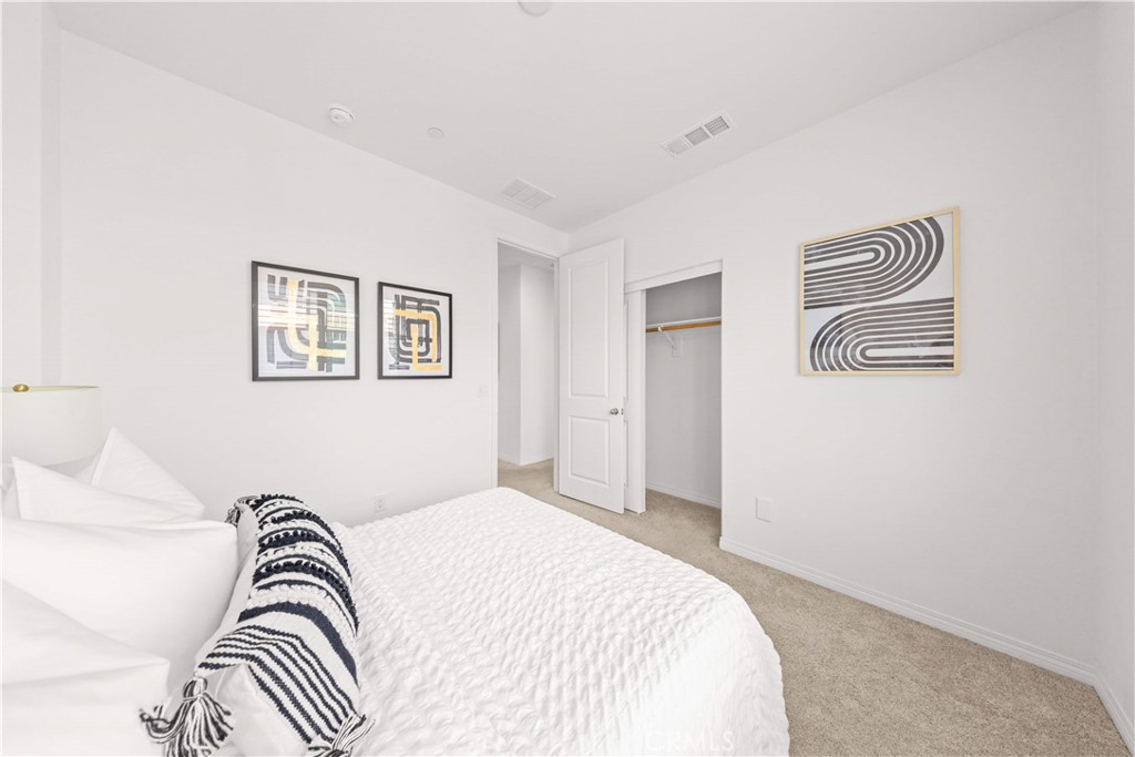 120 Sawbuck, Irvine CA 92618 - photo 34